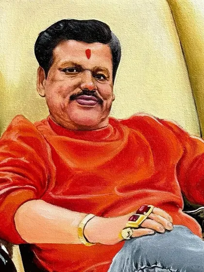 A close-up of a finished acrylic portrait. I focus on capturing a relaxed and confident expression, paying attention to details like the glint in the eye and the texture of the clothing.