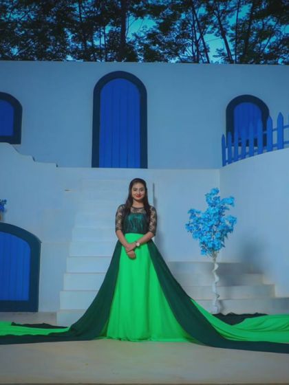 Pre Wedding Attire - Pre-Wedding Outfit Rental Dramatic Flying & Trail Gowns photo 14