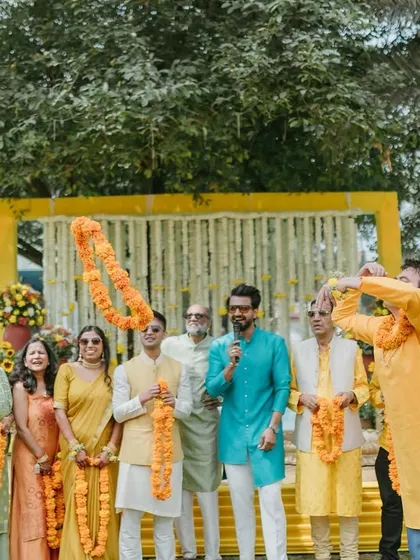 A fun garland game in action. These simple, interactive activities are perfect for getting all the guests on their feet and participating.