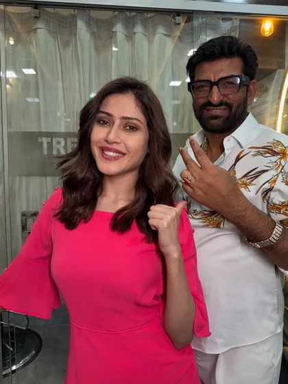 It's always a pleasure to work with talented artists like the lovely Piya Valecha. Here we created a rich, dimensional brown that's perfect for the camera and everyday glam.