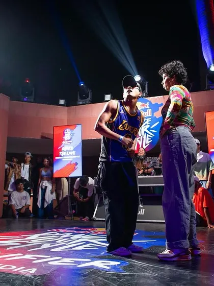A duplicate shot of a face-off at the Red Bull DYS qualifiers.