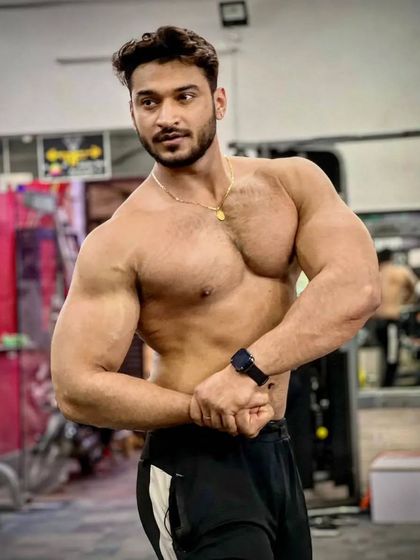 These images and videos show my day-to-day process of checking my physique, practicing various poses like the front double biceps, side triceps, and back spreads. Each one is a small step in the long journey of building a championship-level body.