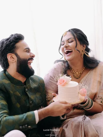 Unrestrained laughter while sharing a cake. These are the real, joyful moments we aim to capture.