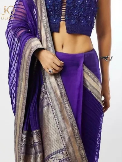 A midnight sky filled with dreams. The stunning Bhumi Pednekar wears a deep purple sari, her look perfected with my sapphire and diamond ring, a tribute to timeless beauty.