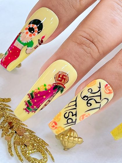 Celebrate with Style: Festive Nail Designs photo 43