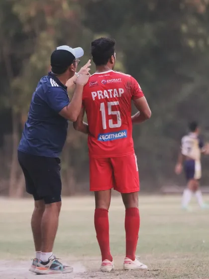 One on one guidance from the coach during a match. This level of personal, tactical instruction is key to our players' development and in-game performance.