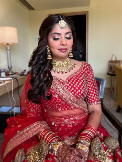 Eyes closed, you can see the soft blend of eyeshadows we used to create a subtle depth. It's all about the small details.