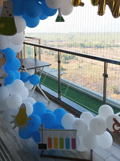 A view from the side of our intricate Science theme balloon decoration.