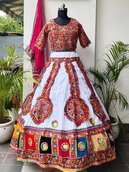 Browse the Collection photo 24