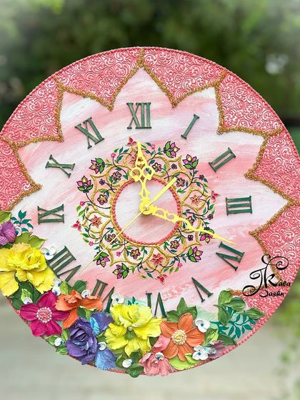 Jashn-e-Kala by Sakshi - Custom Russian Sculpture Decor Custom Wall Clocks photo 7