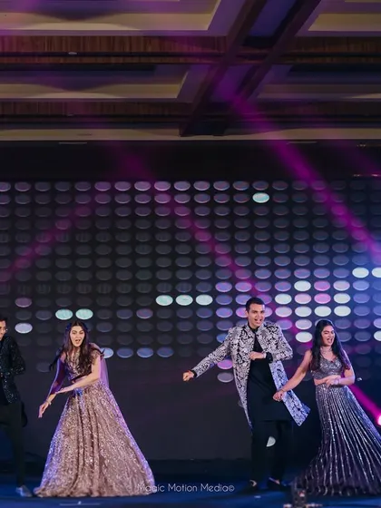 "Show me the thumka." A fun and synchronized group dance that had everyone grooving.