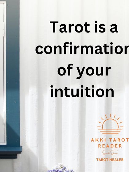 Learn Tarot with Me: A Beginner's Journey photo 4