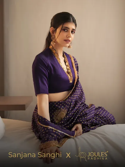Sanjana Sanghi exudes simple elegance, her traditional attire beautifully accessorized with our heritage-inspired jewelry.