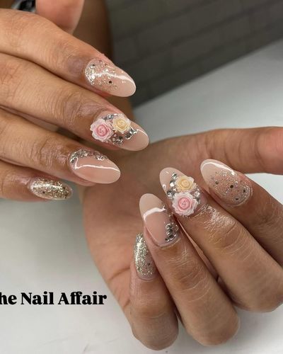 Nail Art & Design