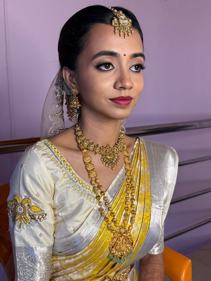 Sneha Kiran - Bridal & Event Makeup Artistry Traditional South Indian Muhurtham Brides photo 37