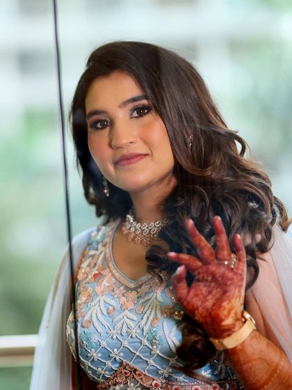 Romantic Waves & Half-Updos photo 110