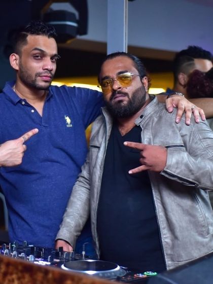 Rahul Kiran - DJ & VDJ Services The Vibe: Action & Crowd Shots photo 59