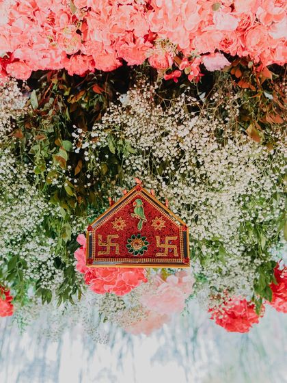 The Art of Detail: Centerpieces & Ambiance photo 6