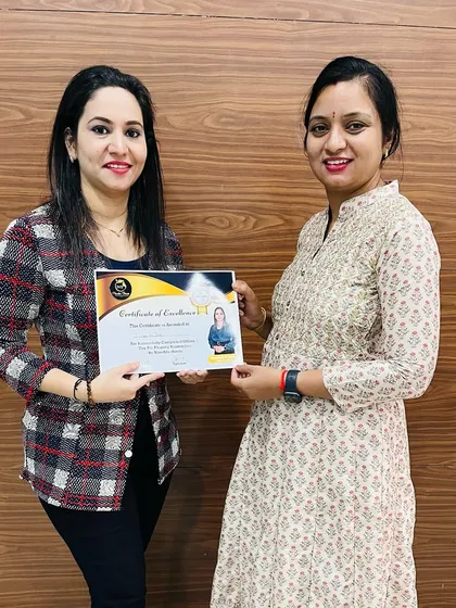 Another student successfully completes her training. Congratulations on this wonderful achievement.