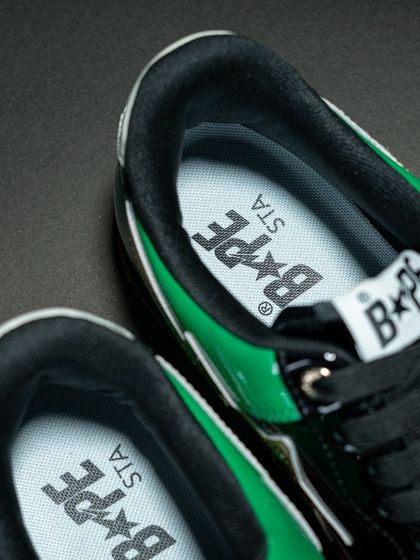 Bapesta UAE edition, showing the BAPE STA branding on the insole.
