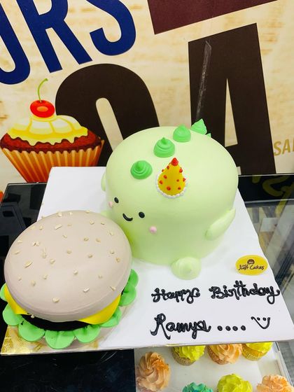 3D Sculpted & Novelty Cakes photo 8