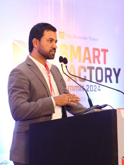 Mahesh Shetty presenting at the Economic Times Smart Factory Summit. We share insights on how manufacturers can harness clean energy to boost productivity and reduce operational costs.