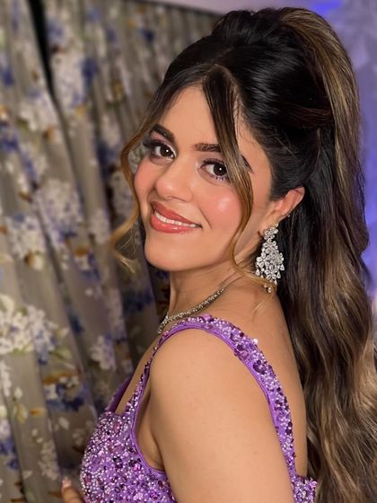 Chic Reception & Cocktail Looks photo 20