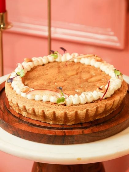 Warm, flaky, and perfectly spiced. Our Apple Cinnamon Puff Tart is the taste of cozy indulgence.