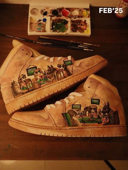 This was a fun one. I recreated the classic "Dogs Playing Poker" painting on a pair of coffee-dyed Air Jordan 1s. The vintage base gives the whole scene an old-school, speakeasy vibe that I absolutely love.