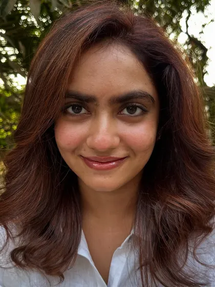 More of the 'Cowboy Copper' trend that I'm loving. This rich, warm red-brown shade is so flattering and gives the hair an incredible vibrancy and shine. I always use K18 to keep the hair healthy during the process.