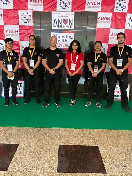 The full Kavach team posing with the organizers of the ANON Interns Meet.