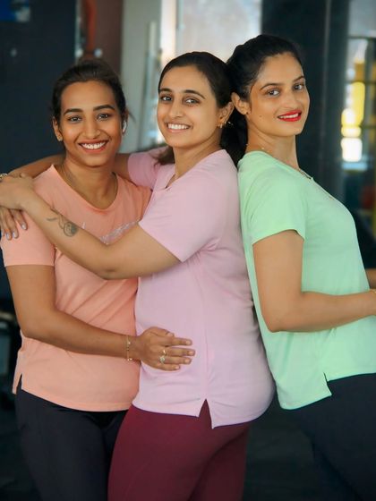 Back to back, we've got each other's support. This is the essence of our fitness community.