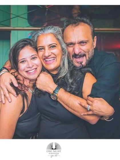 It's a party for all ages. My retro sets bring everyone together on the dance floor.