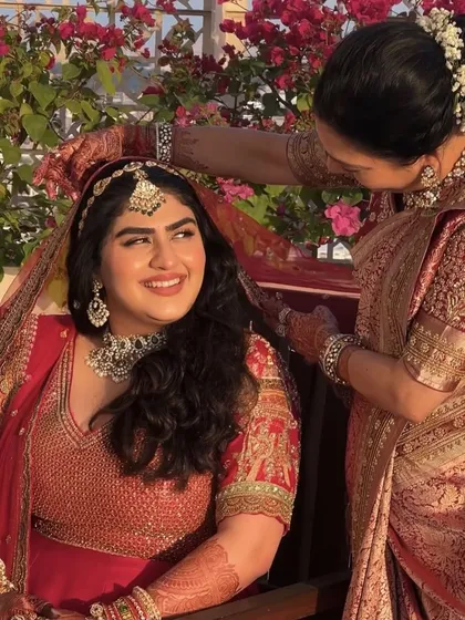 A precious moment between a bride and her mother. It was a pleasure to bring Vaishnavi's vision of a minimal and subtle bridal look to life.