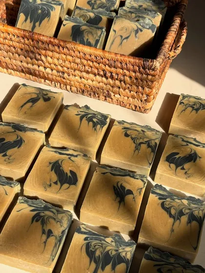 The beautiful swirls in our Hemp Help soap come from moringa powder, activated charcoal, and French green clay. These natural ingredients help detoxify and purify without stripping moisture.