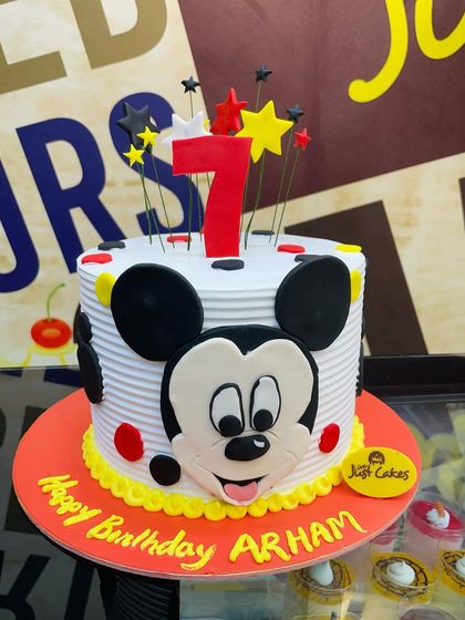 Kids' Character & Cartoon Cakes photo 71