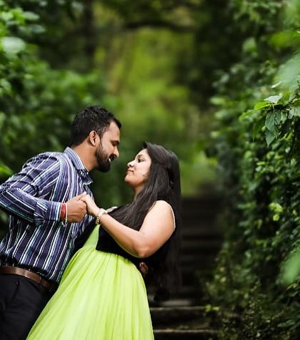 Dee Yashaswini - Occasion Wear Rentals Couple & Pre-Wedding Styles photo 6