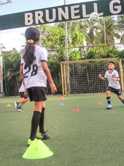 Girls #PlayLikeAGirl photo 18