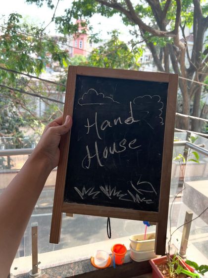 Little Creatives Club - Art Parties & Event Entertainment Happy Artists & Their Masterpieces photo 9