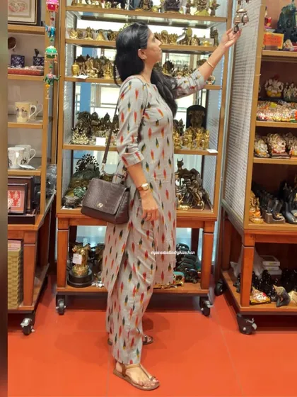 Here is the grey Ikat coord set, styled for a festive day out. It’s made from pure cotton handloom fabric, ensuring you stay comfortable while celebrating.