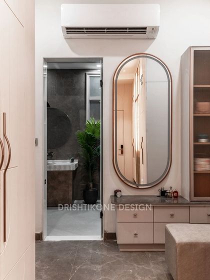 Drishtikone Design - Interior Design & Turnkey Execution Luxury Bathrooms & Walk-in Closets photo 5