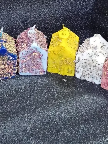 9 days, 9 colors, 9 vibes, and we’ve got a candle for each. These herb-crusted house-shaped candles are perfect for your Navratri celebrations, matching your look each day.