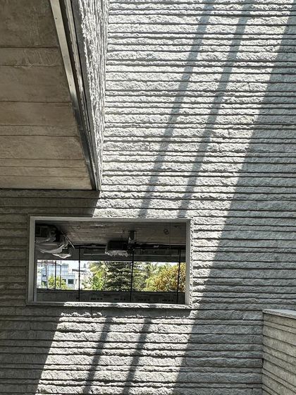 A duplicate of ID 47.