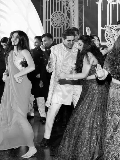 Capturing the pure, unscripted joy of dancing together at a sangeet. My focus is on creating routines that are not just performed, but truly felt and enjoyed by everyone.