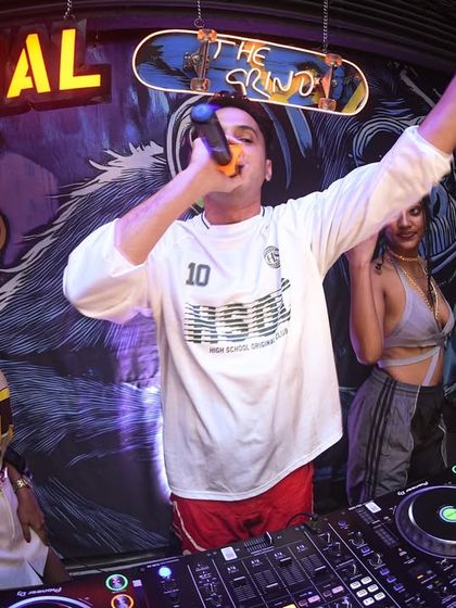 The Grind: Hip-Hop Ain't Dead photo 85