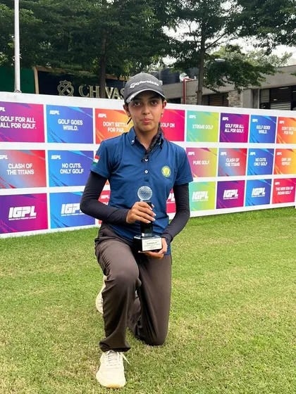 Smira Bhambri with her Runner-Up trophy at the IGU Chandigarh Junior Girls Championship.