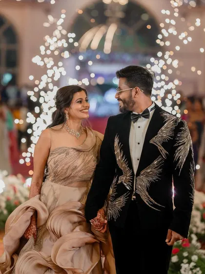 A glamorous reception entrance that feels straight out of a movie. We use elements like sparklers and dramatic lighting to create stunning visuals that highlight the energy and style of your celebration.