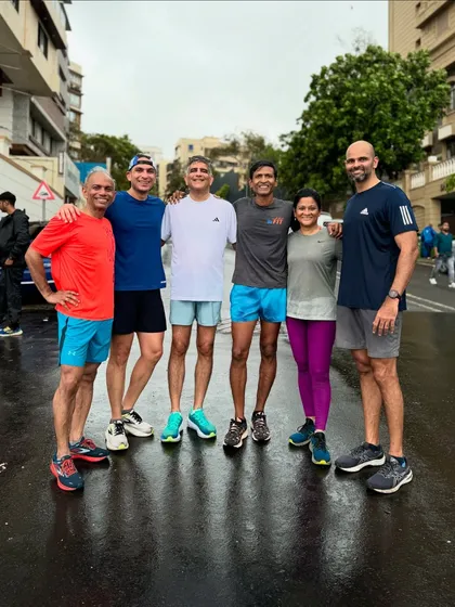 A good Sunday hill run with the crew. We train hard and recover smart, always supporting each other.