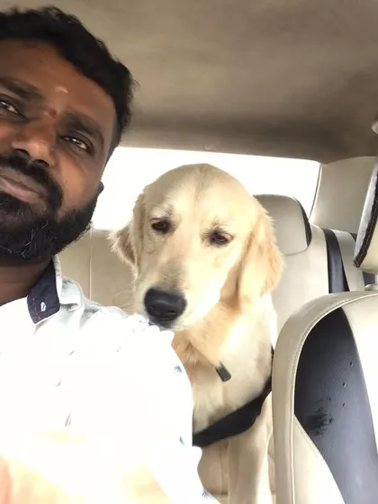 A quick selfie with a happy passenger. I am personally involved in every trip to make sure your pet feels safe and comfortable.