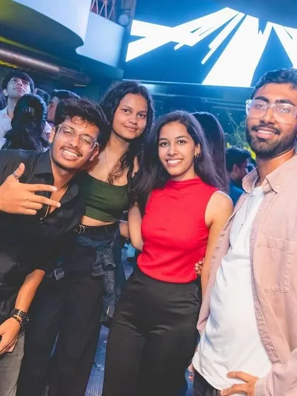 Capturing the cool, relaxed vibe of the partygoers at Boomrang.